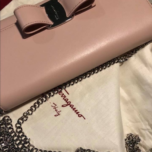 Salvatore Ferragamo WOC /Cross body clutch - Picture 5 of 5